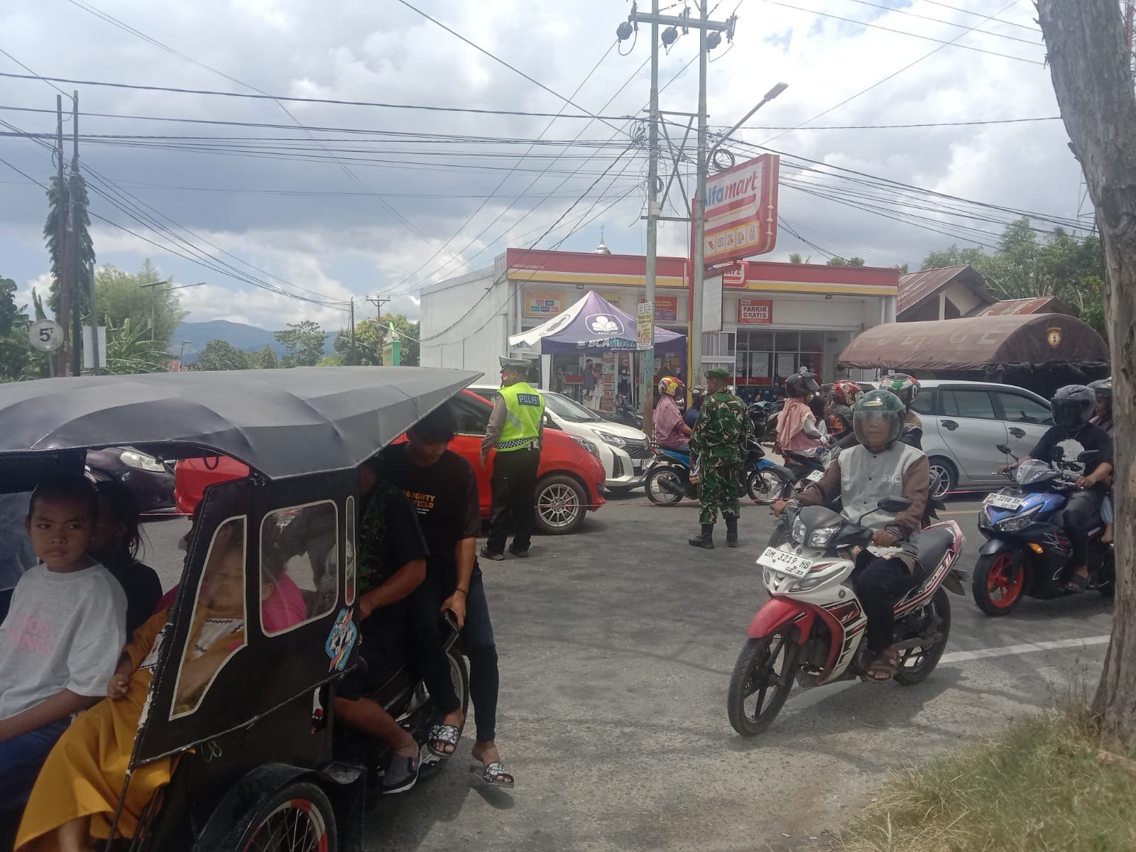 b90b8106-8ed5-45e4-8f30-3a3fb79e6c50