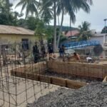 Mentari Pagi Mengiringi Langkah Babinsa Koramil Tabongo Dukung Percepatan Pembangunan Jembatan Perintis Garuda Biluhu Timur