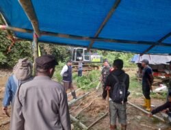 Babinsa Koramil Tibawa Dampingi Penertiban Tambang Ilegal Desa Toyidito Bersama Aparat Dan Masyarakat Pulubala Gorontalo