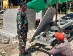 Koramil 1315-02/Limboto Kawal Pekerjaan Menara Baja Demi Kelancaran Pembangunan Jembatan
