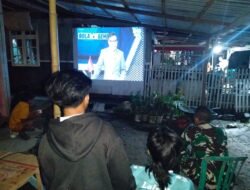 Nonton Bareng Piala Dunia Perkuat Kedekatan Babinsa Koramil 1315-03/Tabongo Bersama Warga Teratai