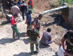 Koramil Limboto Melalui Babinsa Dampingi Pembangunan Jembatan Beton Armco Dukung Kemajuan Infrastruktur Kelurahan Polohungo Kabupaten Gorontalo
