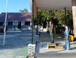 Koramil 1315-01/Telaga Perkuat Karakter Pelajar Melalui Upacara Bendera Bersama SMA Negeri 1 Telaga Biru Gorontalo