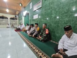 Kajian Rutin Majelis Rasulullah SAW Berlangsung Khidmat, Personel Koramil Telaga Hadir Bersama Warga Desa Luwoo